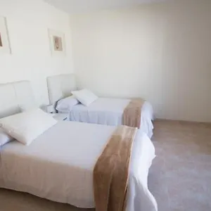 https://apartamentos-quintana.in-canary-islands.com